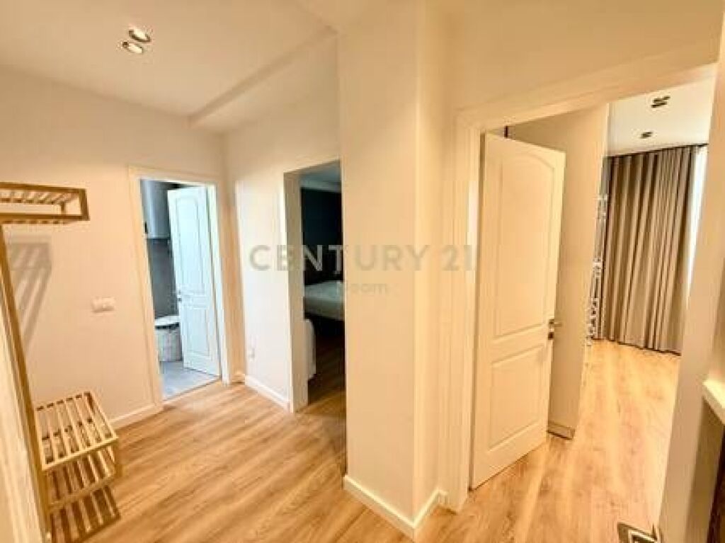 RENT, APARTMENT 3+1+2 + STORAGE, KAVAJES STREET!