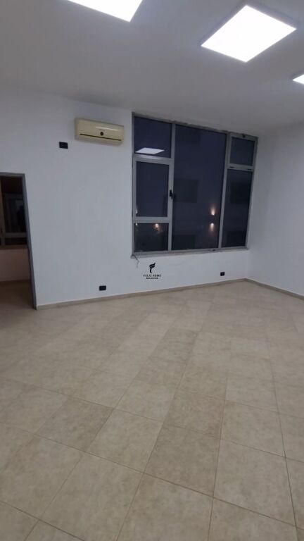 UFFICIO IN AFFITTO 80M2 MYSLYM SHYR 96.000 LEKE FH-72336