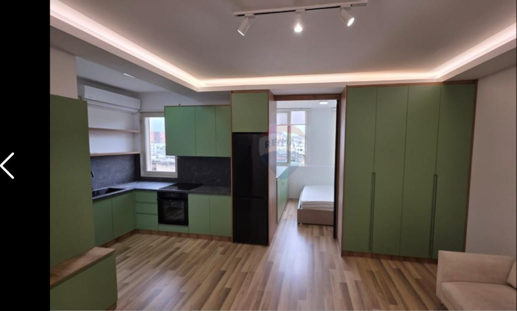 Studio apartment for rent on Elbasanit Street
