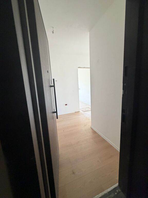 Vendesi appartamento 2+1 a Paskuqan (Ringside Residence)