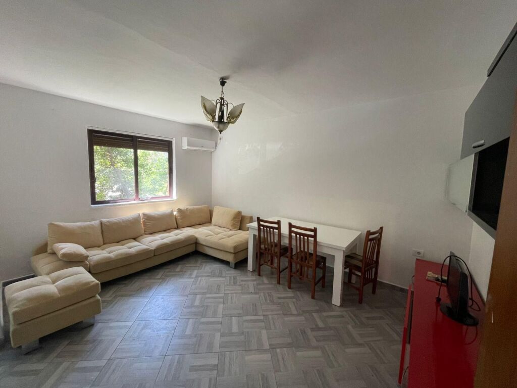 Appartamento 1+1 in vendita, via Irfan Tomini