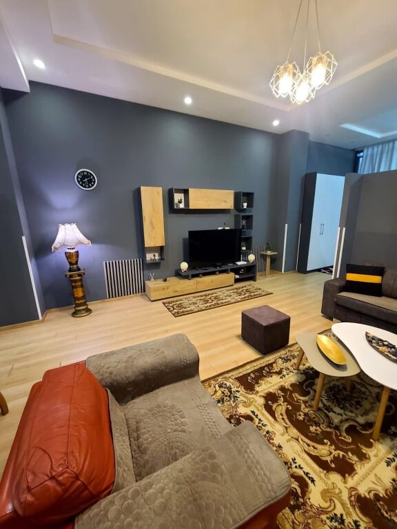 Affitto | Apartament 1 + 1 | Liqeni i Thatë | 550 €/mese