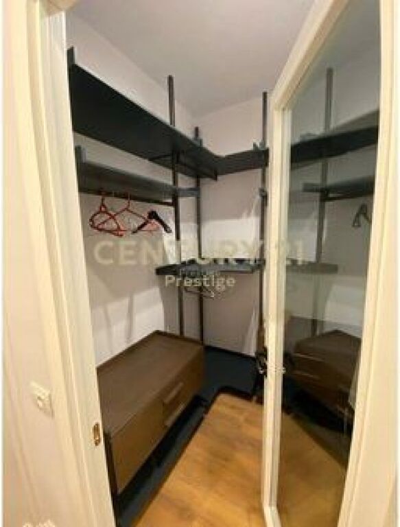 APARTMENT 2+1+2 FOR RENT, BARRICADES STREET, TIRANA!