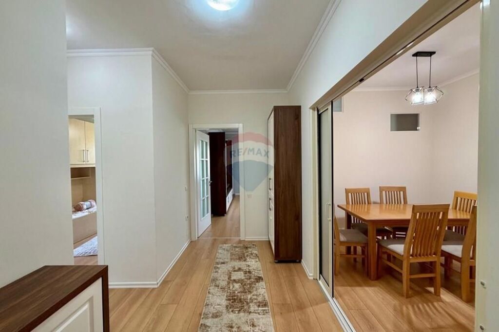 APARTAMENT 2+1+2 TEK KOPSHTI BOTANIK !