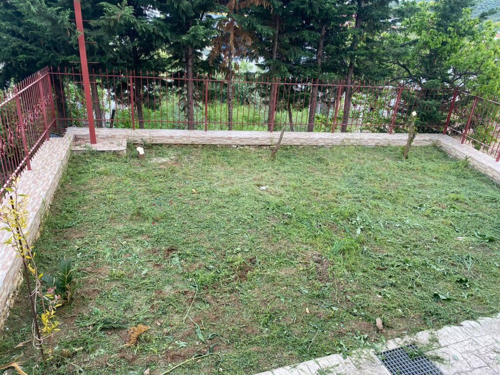 2-storey house for sale in Kutalli – 600m² land, house also business opportunity on main road