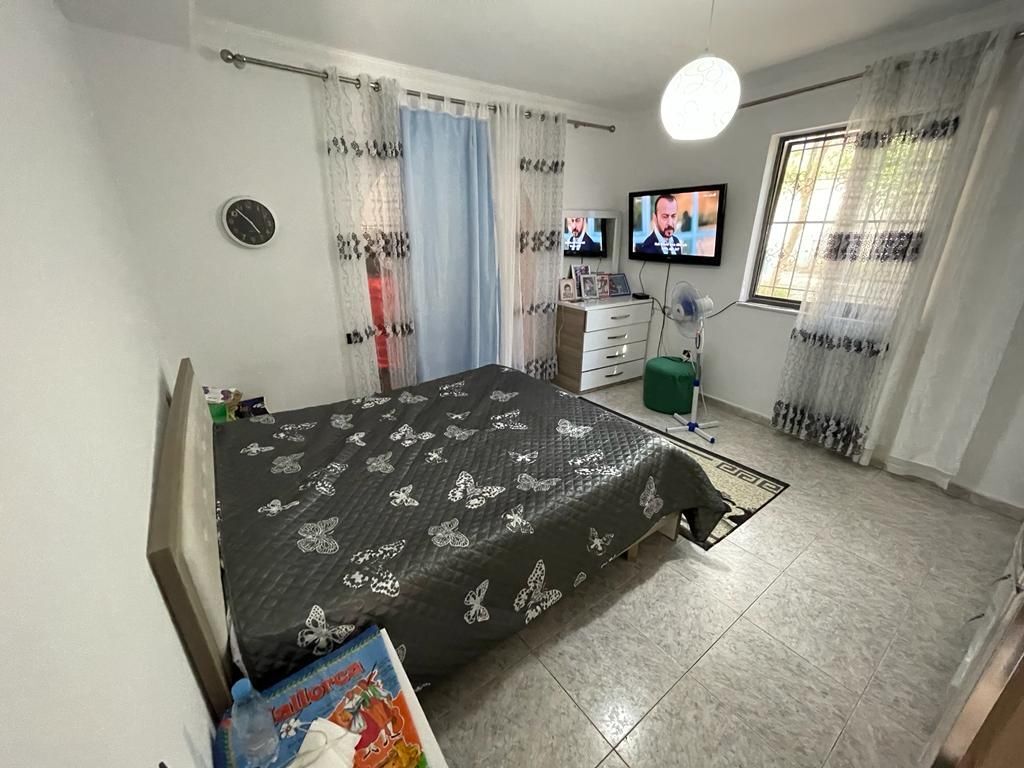 Qera | Shtëpi private 3 + 1 | Ali Demi | 700 €/muaj