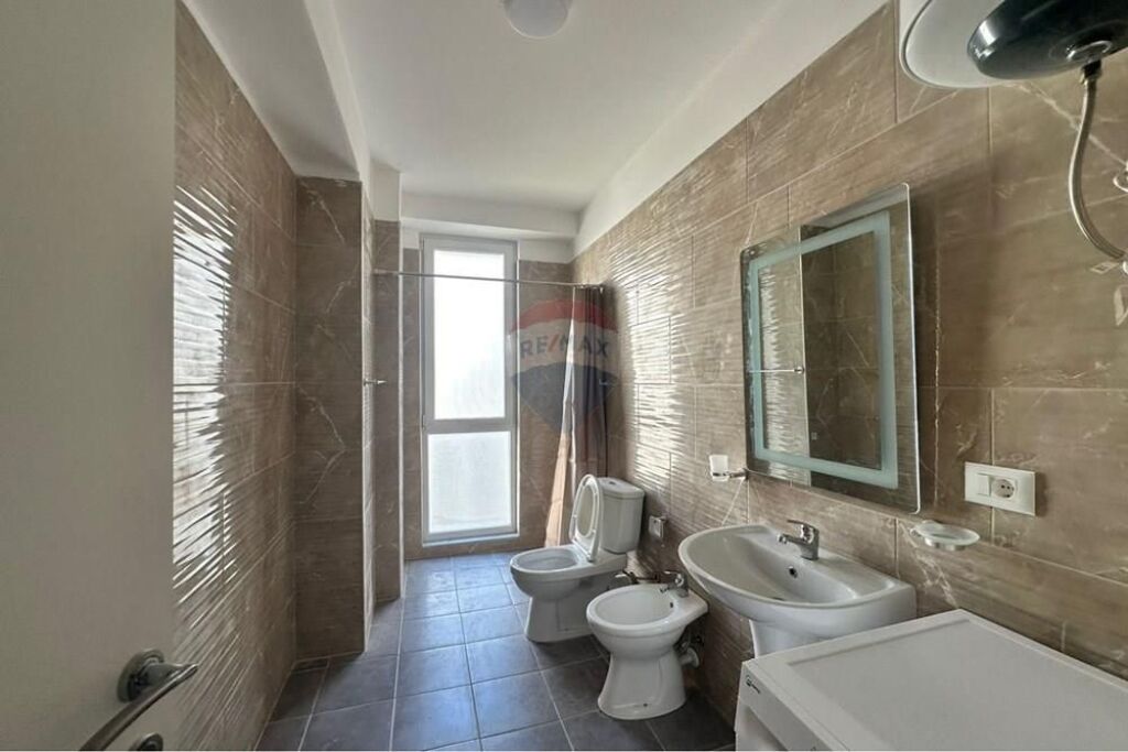 Apartament 2+1 me qira te rruga 5 Maji