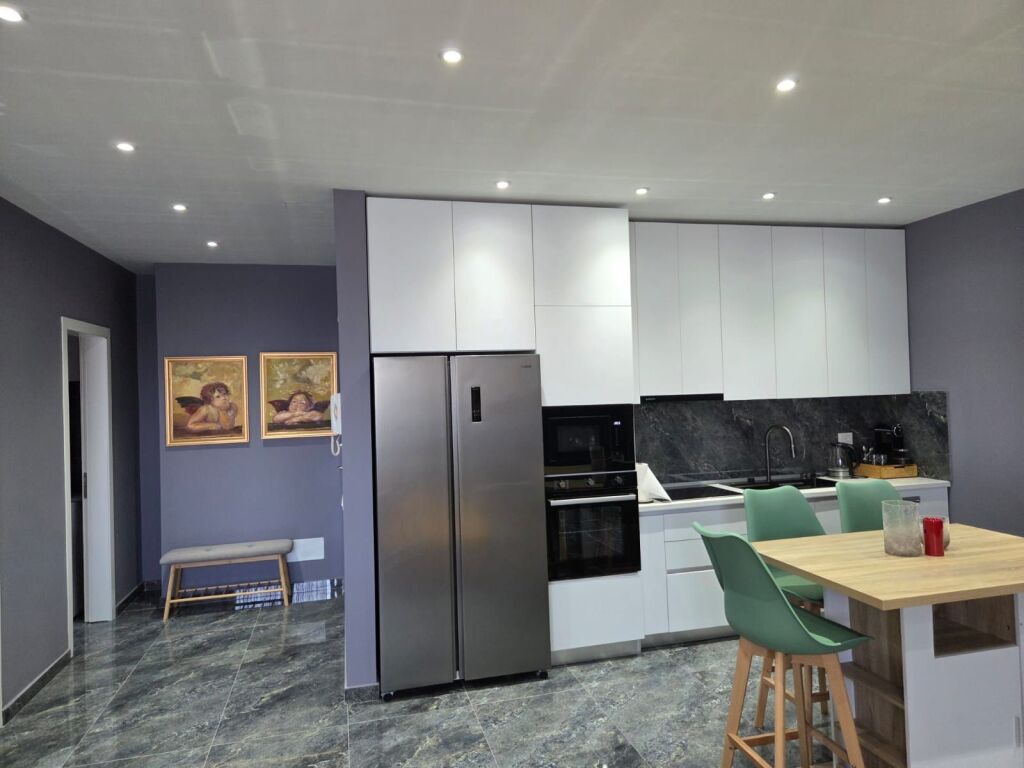 Qera | Apartament 2 + 1 | Rruga Panorama | 750 €/muaj