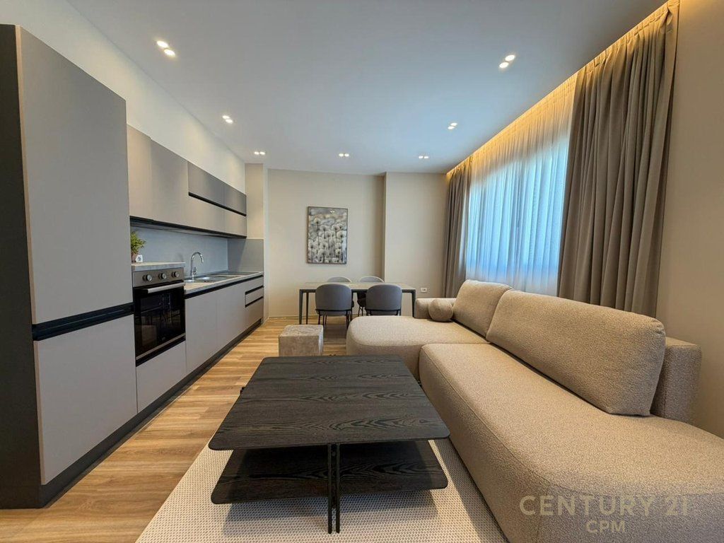 Apartament 1+1 Me Qira në Pazari i Ri, Sheshi Avni Rustemi