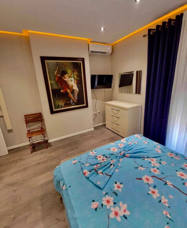 📍 Jepet me qera apartament 2+1  Kompleksi ASL Rruga Kongresi i Manastirit
