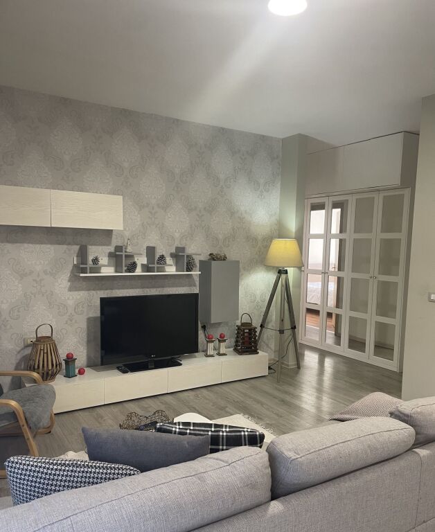 Rent | Apartament 2 + 1 | Kodra e Diellit | 750 €/month