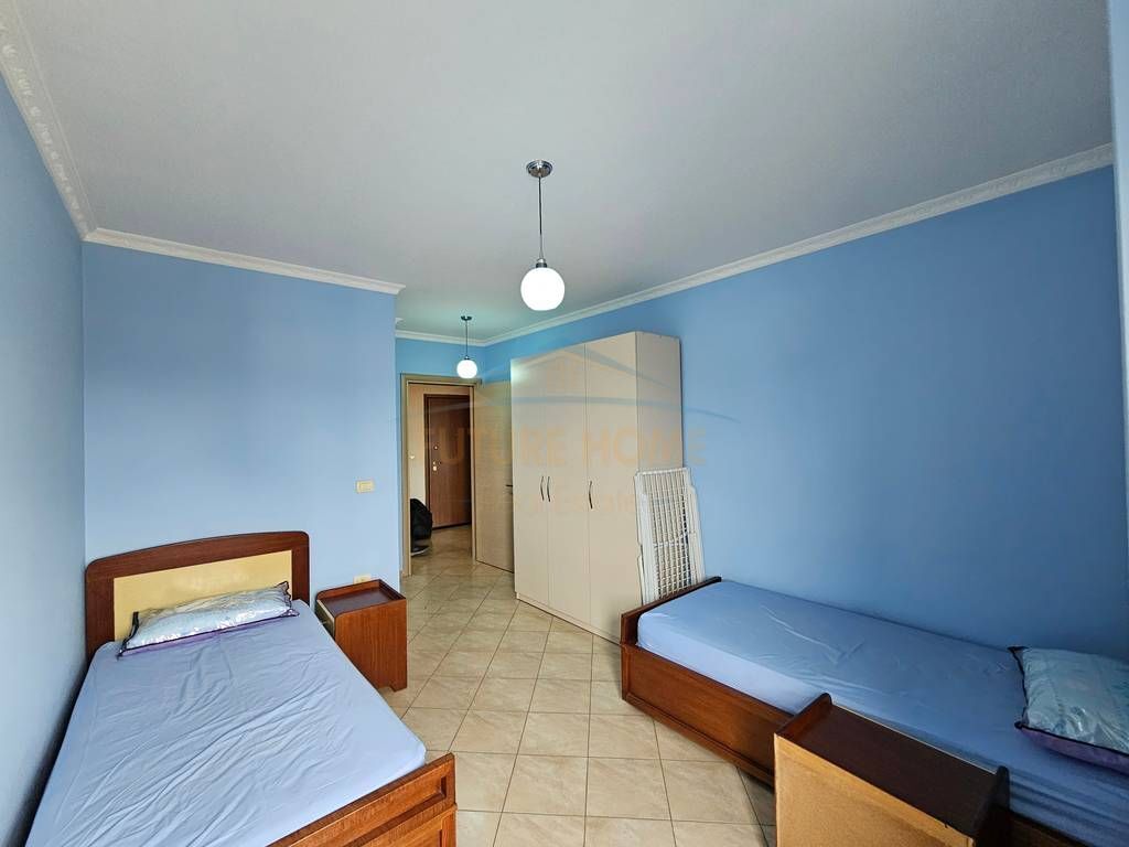 Affitto, Appartamento 2+1+2 +Posto Auto, Via Jordan Misja, Tirana.