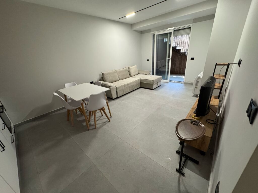 Vendita | Apartament 1 + 1 | Shkolla Bashkuar | 118000 €