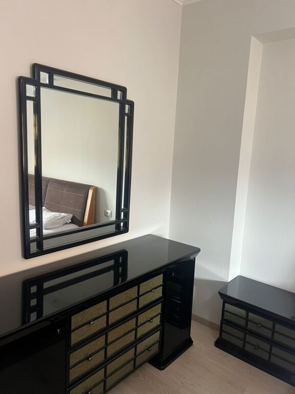 Appartamento 1+1 in Affitto - Komuna e Parisit, Lulishtja