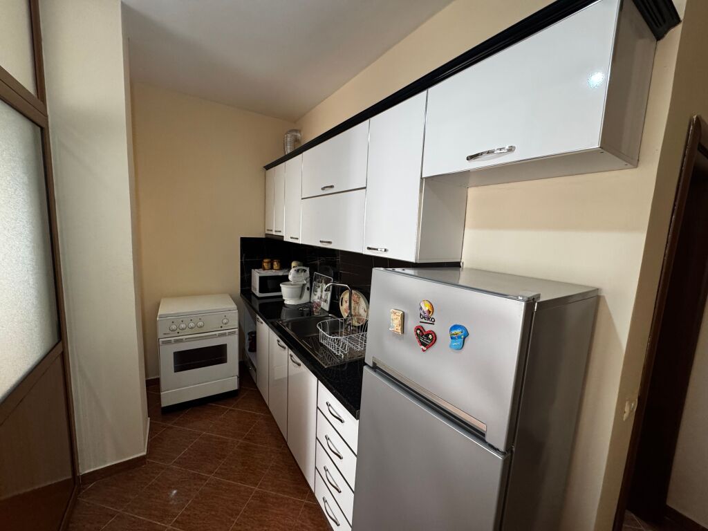🏡 Apartament 1+1 për Shitje – Rrota e Kuqe, Plazh Durrës