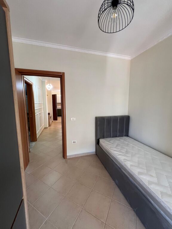 Qera | Apartament 3 + 1 | Fresku | 550 €/muaj