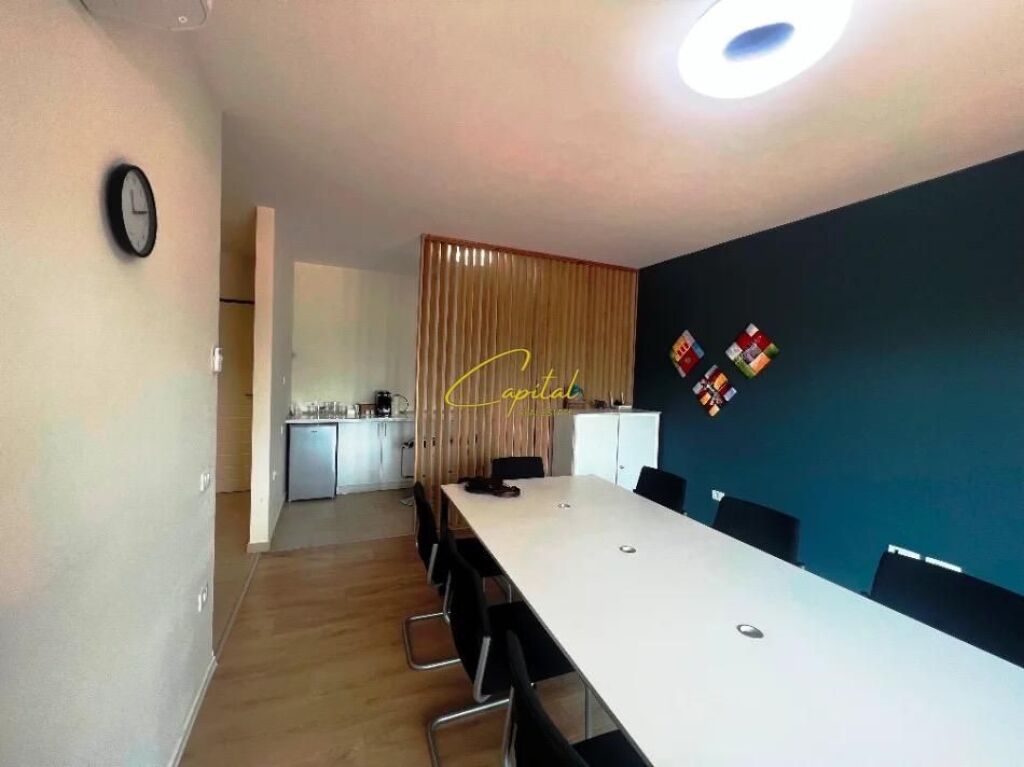 OFFICE FOR RENT 100 M2 PARIS COMMUNE 1,100 EURO