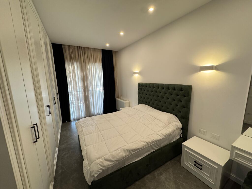 🏡 Jepet me qera 2+1+2 + parkim 📍 Kompleksi Delijorgji💶 1350€ (i diskutueshëm)