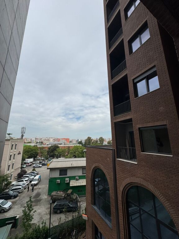 SHITET APARTAMENT 1+1 RRUGA E KAVAJES