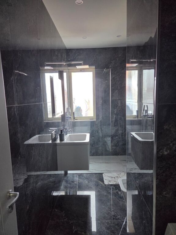 Qera | Apartament 2 + 1 | Rruga Panorama | 750 €/muaj