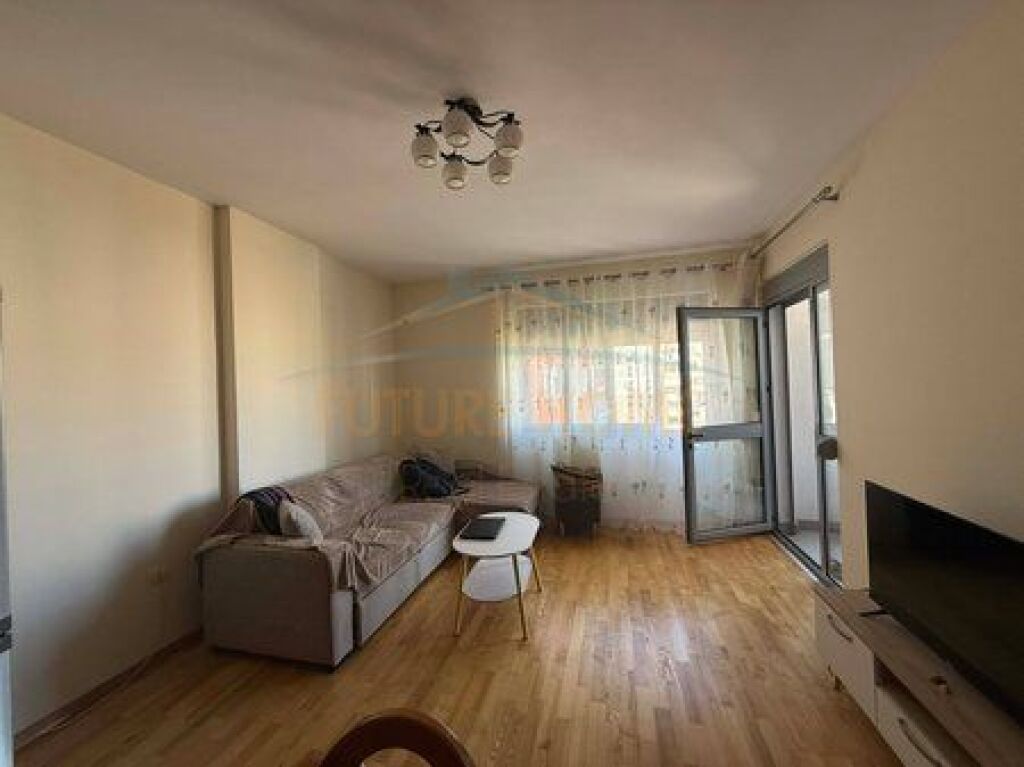 In vendita, Appartamento 2+1+2, Via Besim Alla, Misto Mame
