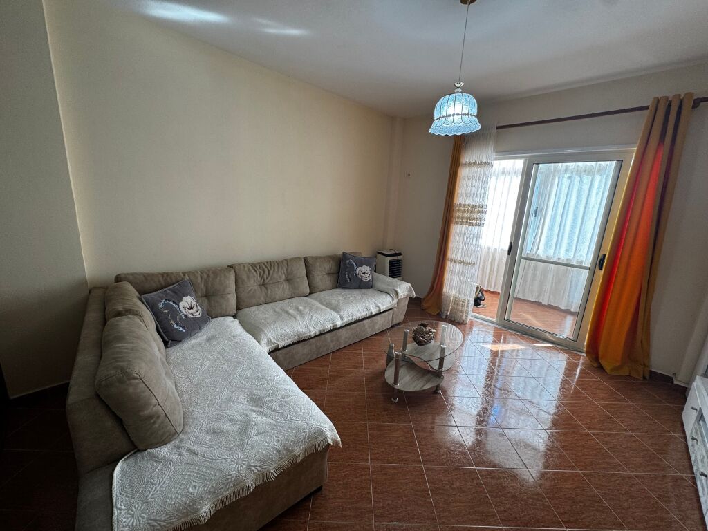 🏡 Apartament 1+1 për Shitje – Rrota e Kuqe, Plazh Durrës