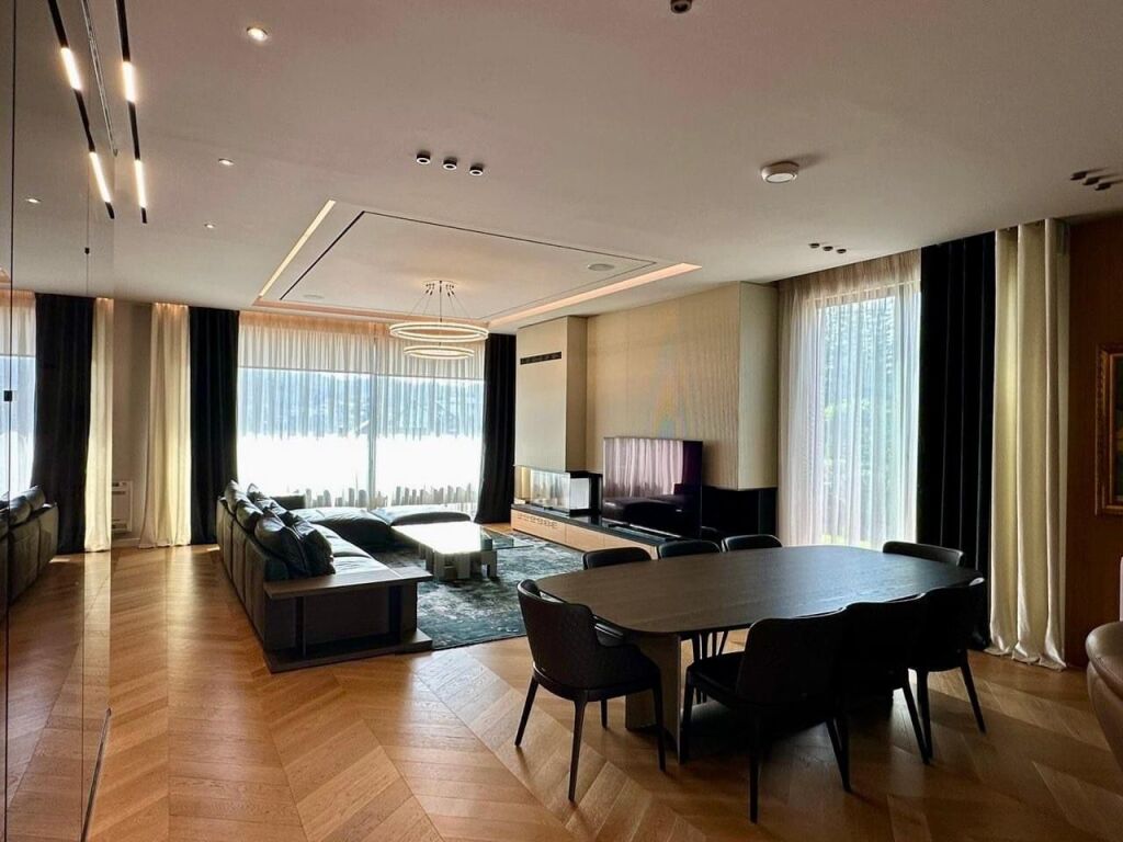 Villa for Sale – Mandarin Residence
