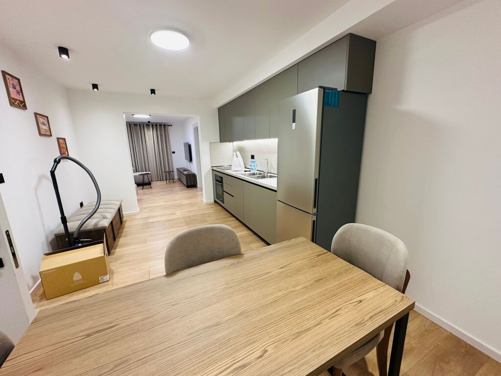 Jepet Me Qera Apartament 1+1+1 Ballkon