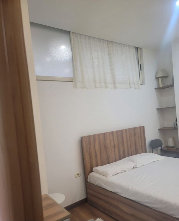 Jepet Me Qera Apartament 1+1