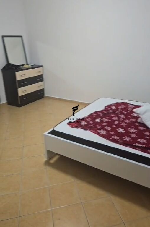 APARTAMENT ME QERA 2+1 BULEVARD I RI 450 EURO  FH-72466