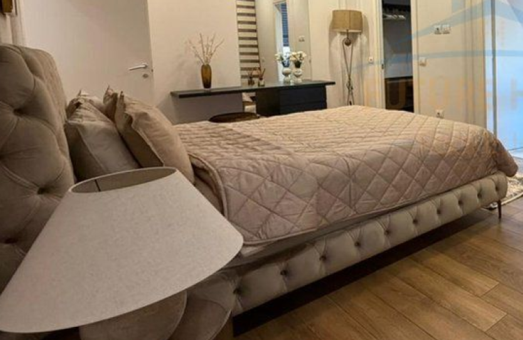 Qera, Apartament 2+1+2+ Post Parkimi , Rruga e Barrikadave , Tirane . Empire68145
