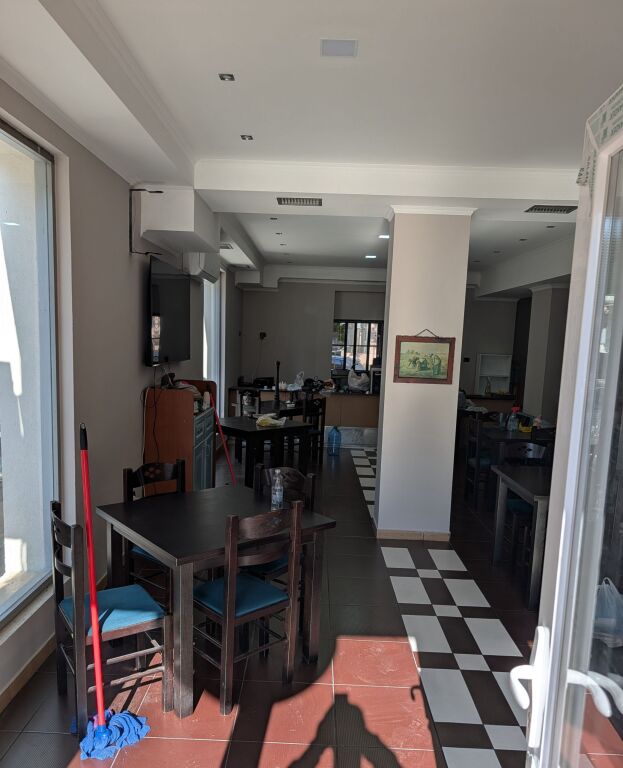 Qera | Ambjent Biznesi | Bulevardi Bajram Curri | 1500 €/muaj