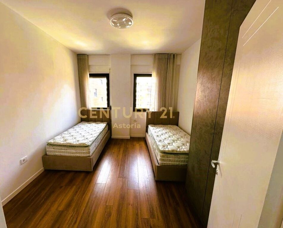 Modern Apartment 2+1+2 for Rent at Oasis Residence 2