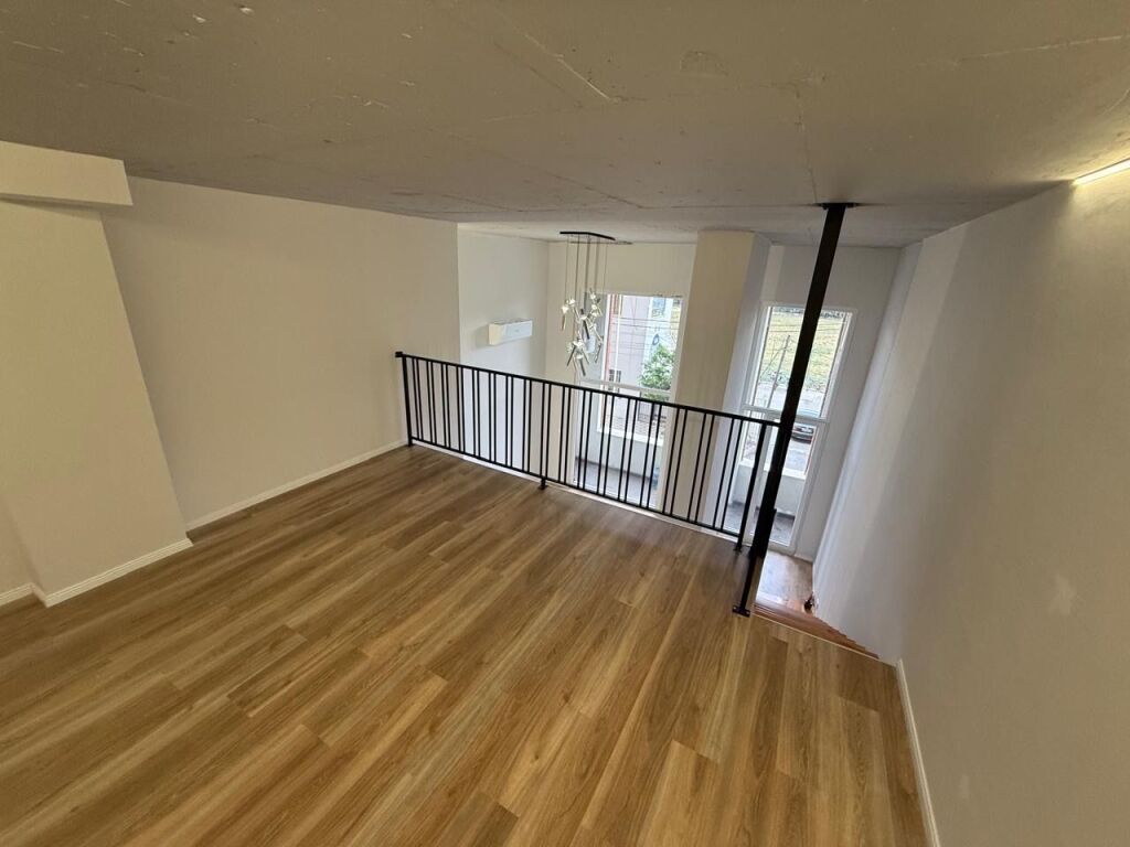 Duplex for Rent for Office / Business Golden Park 3