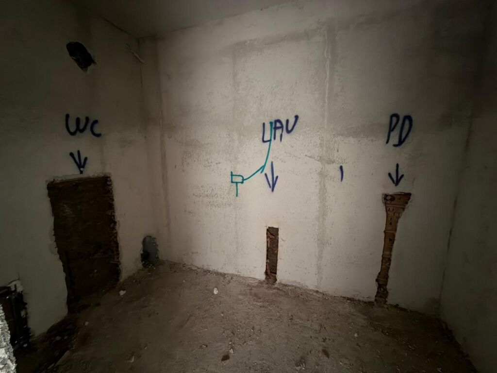 FOR SALE: 1+1📍Ish Fusha e Aviacionit (Near Dhori Leka School) - Plastering Phase || 145,000€ - Area 94m² - Suitable for Investment and Living