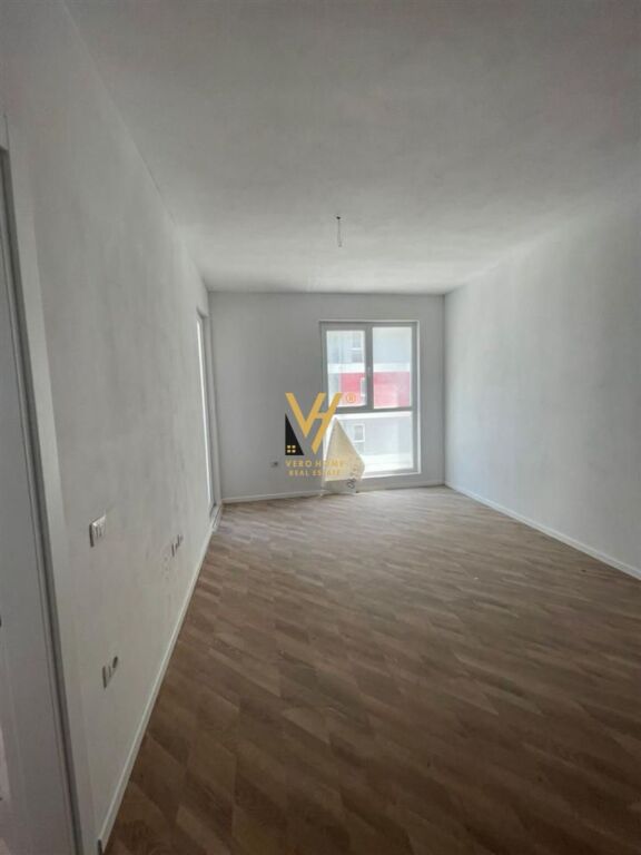 SHITET APARTAMENT1+1+BLK TEK UNIVERS CITY 90.000 EURO