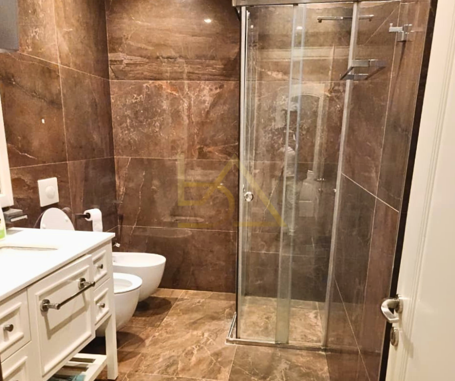 Appartamento in Affitto – Ambasador 3, Tirana