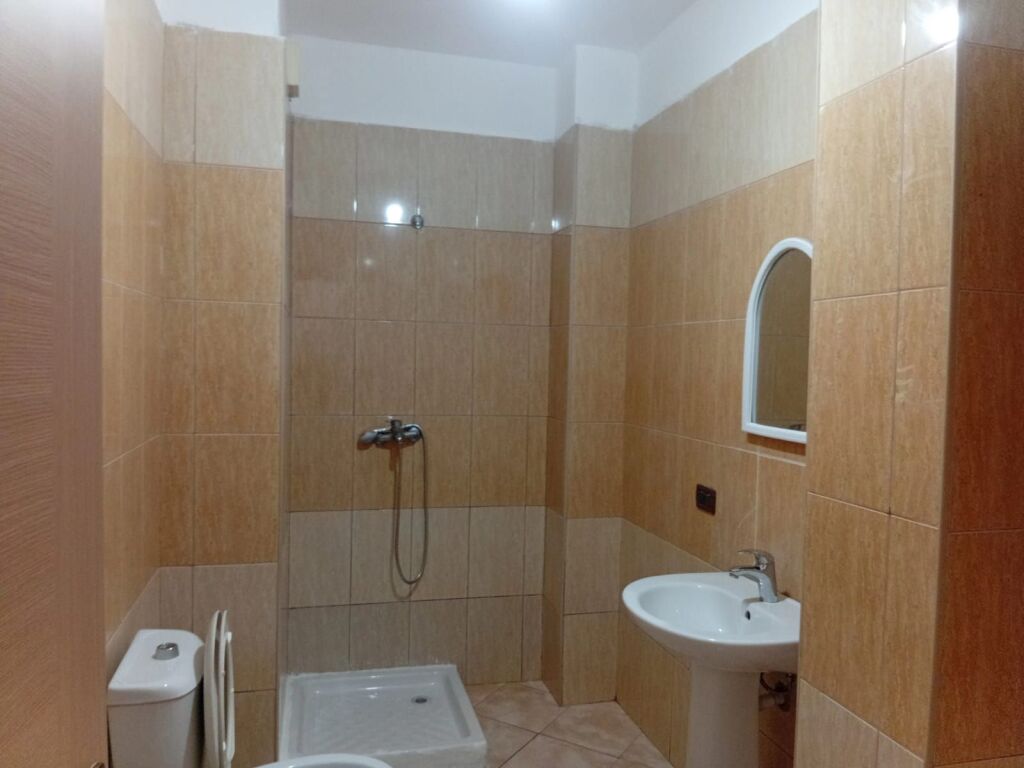 Apartment 1+1 for rent in Yzberisht !