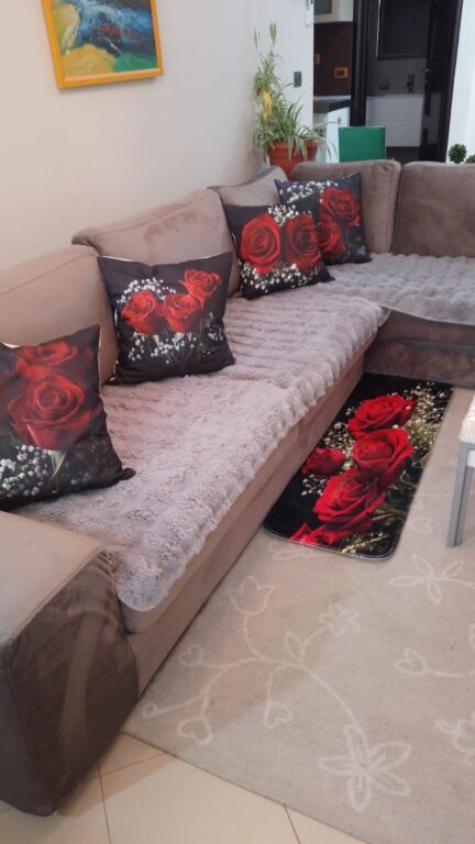 Jepet Me Qera Apartament 1+1+1 Ballkon