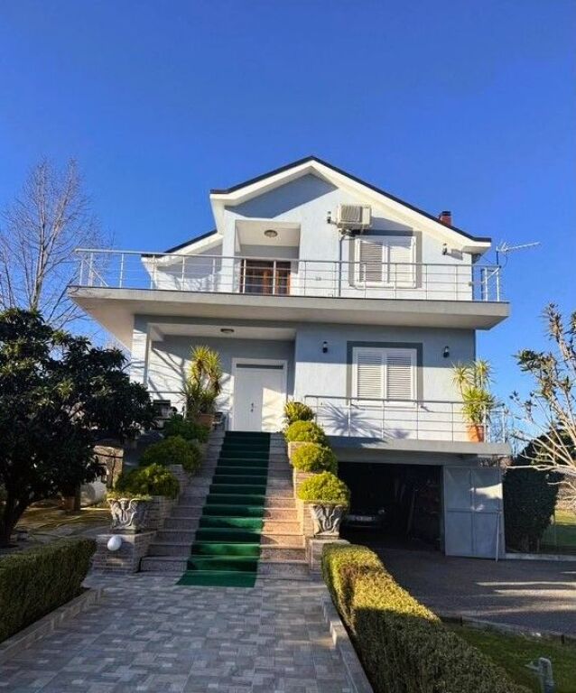 TERRENO + VILLA IN VENDITA, Vore, Tirana
