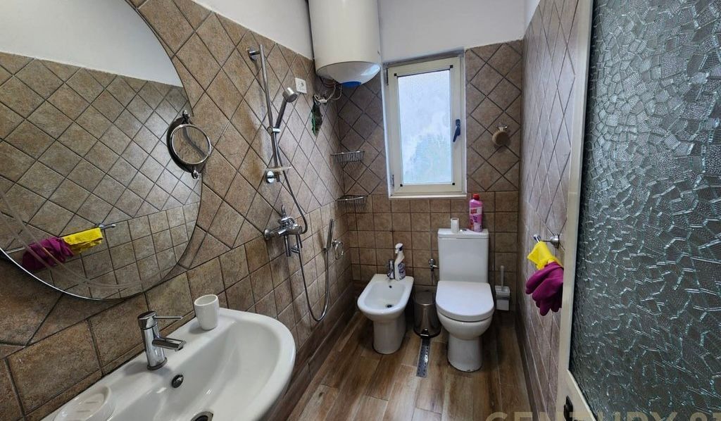 Apartment 1+1 for rent, Kavaja Street