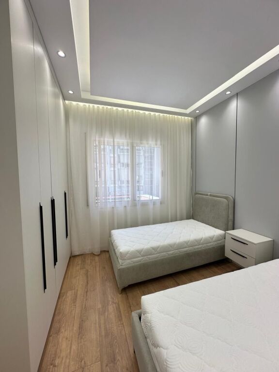 Appartamento 2+1 in vendita a Golden Park, Amerikam3