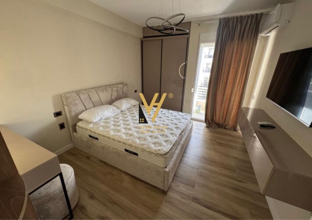 JEPET APARTAMENT 1+1+BLK ME QIRA TE RRUGA NDRE MJEDA 70.000 LEKE