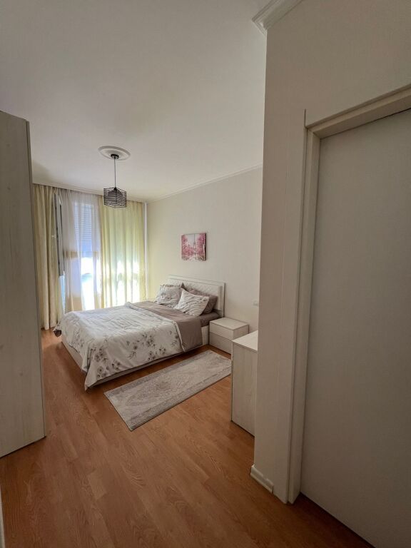APARTAMENT 2+1 NE SHITJE TE FIORI DI BOCKO