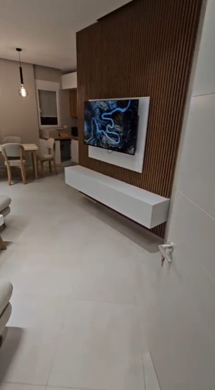 Fresk Rruga Xhon Belushi Shitet apartament luksoz 1+1