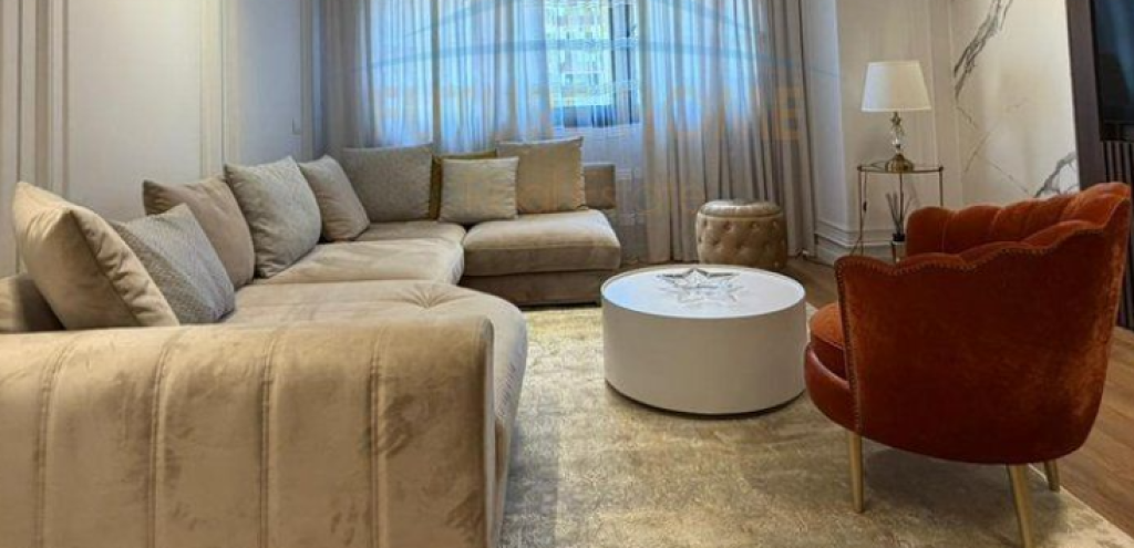 Qera, Apartament 2+1+2+ Post Parkimi , Rruga e Barrikadave , Tirane . Empire68145