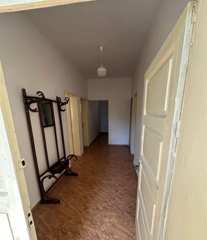 House 1+1 for rent, Zogu i Zi near the Red Cross 400 thousand lek