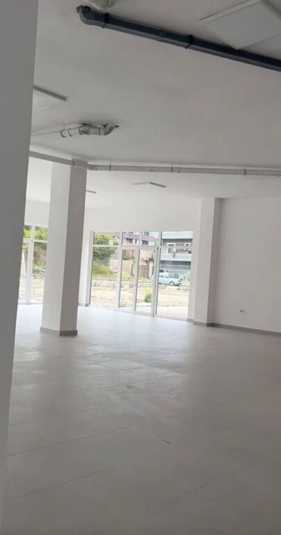 Rent | Ambjent Biznesi | Rruga 5 Maji | 3600 €/month