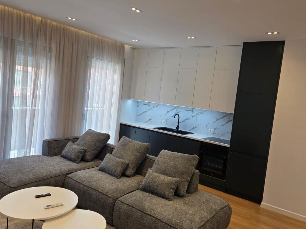 Jepet me qira apartament 1+1 tek Deliorgji