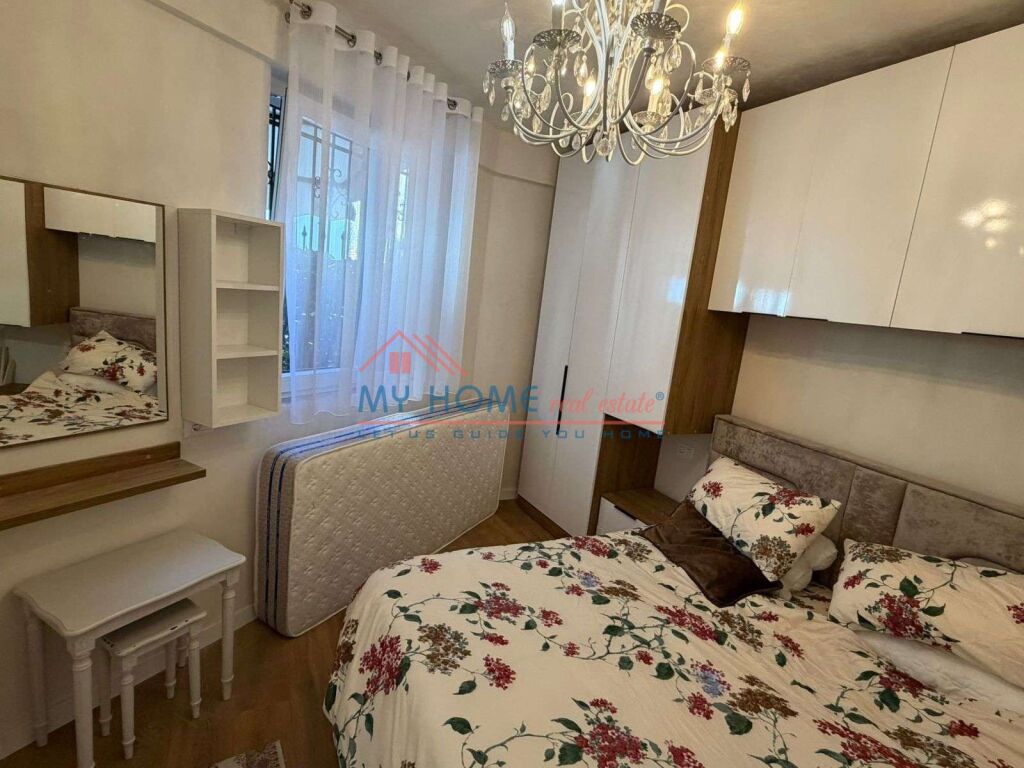 Apartament 1+1 me Qira Brryli Tirane